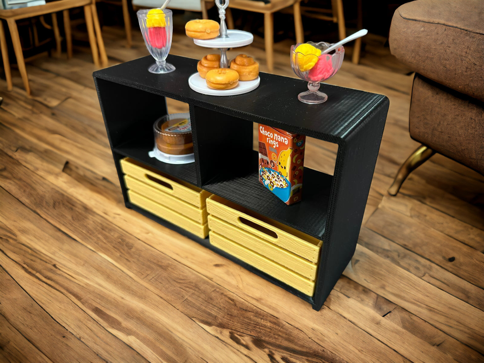 Offenes kleines Standregal passend für Miniverse in verschiedenen Farben