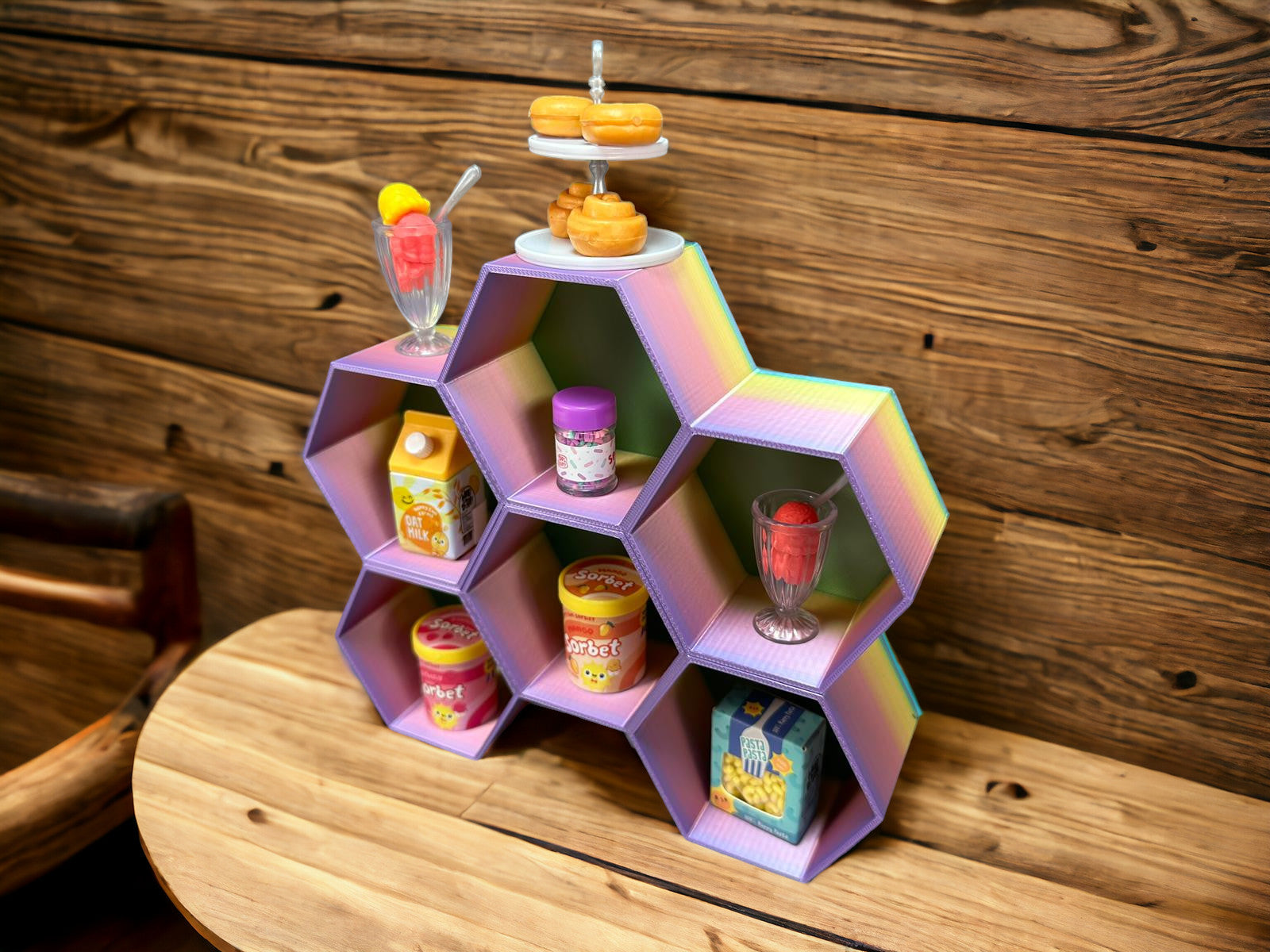 Kleines Pentagon Regal stapelbar passend für Miniverse in verschiedenen Farben