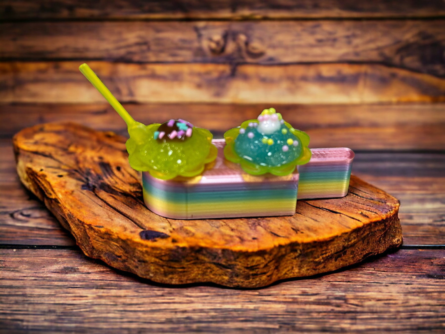 Ständer / Halter für Eistüten (rund) passend für Miniverse / Mini Brands in verschiedenen Farben und Formen