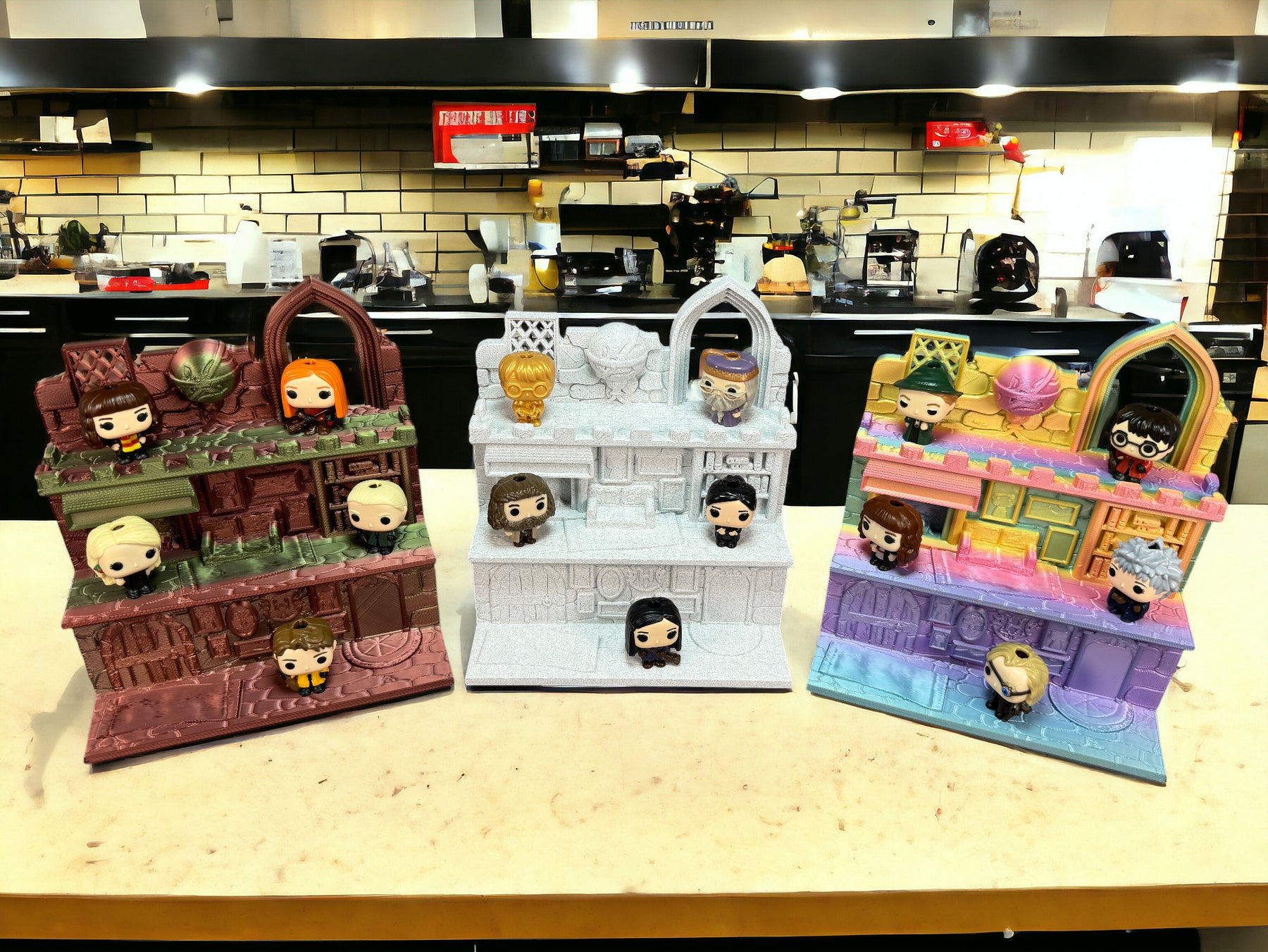 Exclusives Harry Potter Funko Pop Regal in verschiedenen Farben