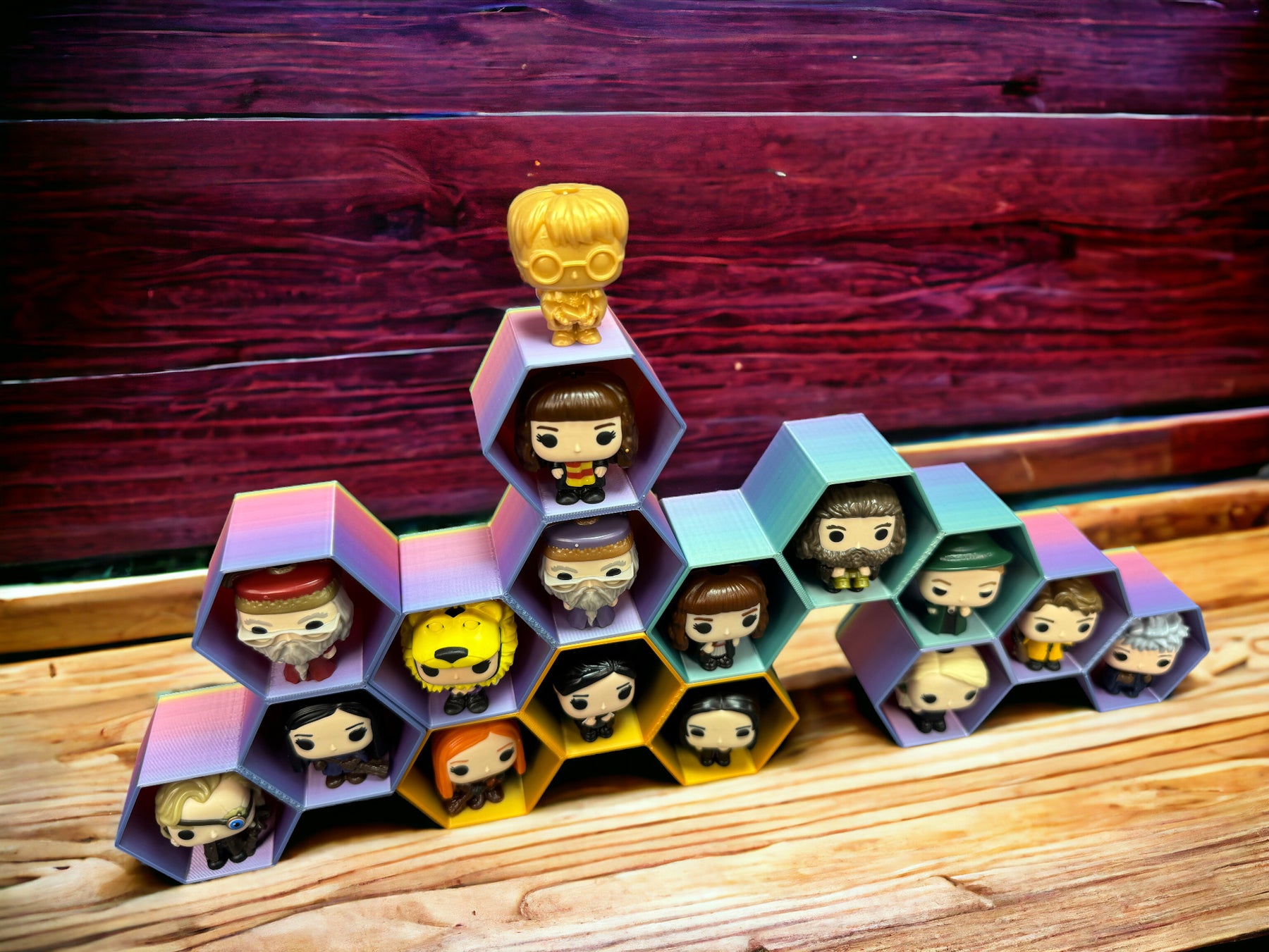 Funko Pop Kinder joy Pentagon Regal stapelbar in verschiedenen Farben