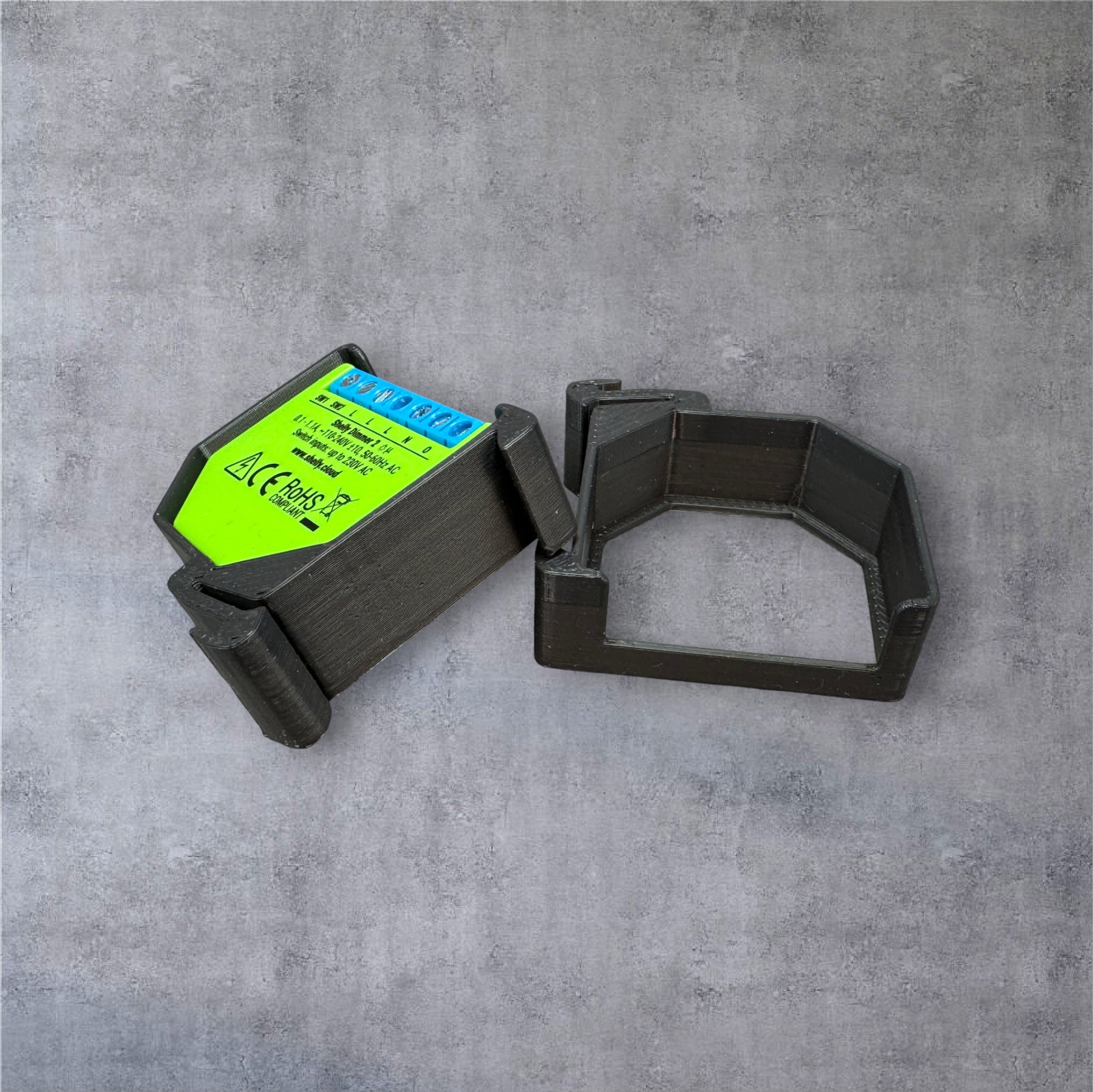 Shelly Dimmer 2 für eine 35 mm DIN Hutschiene