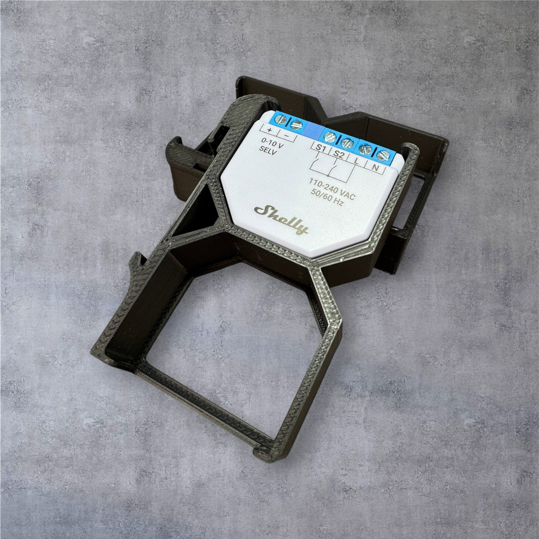 Shelly Plus 0-10V Dimmer für eine 35 mm DIN Hutschiene