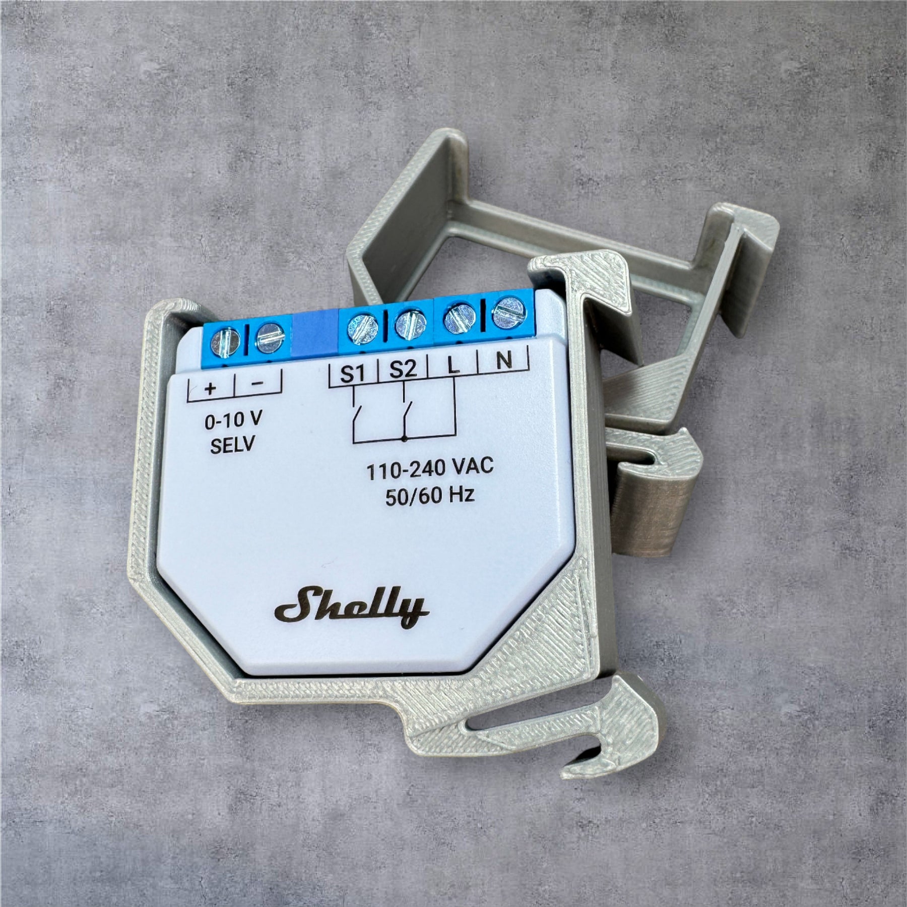 Shelly Plus 0-10V Dimmer für eine 35 mm DIN Hutschiene