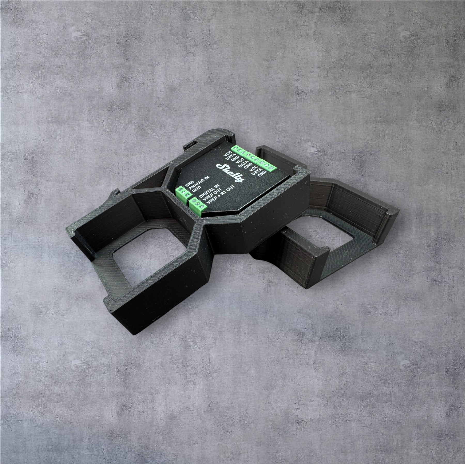 Shelly Plus Add-on für eine 35 mm DIN Hutschiene