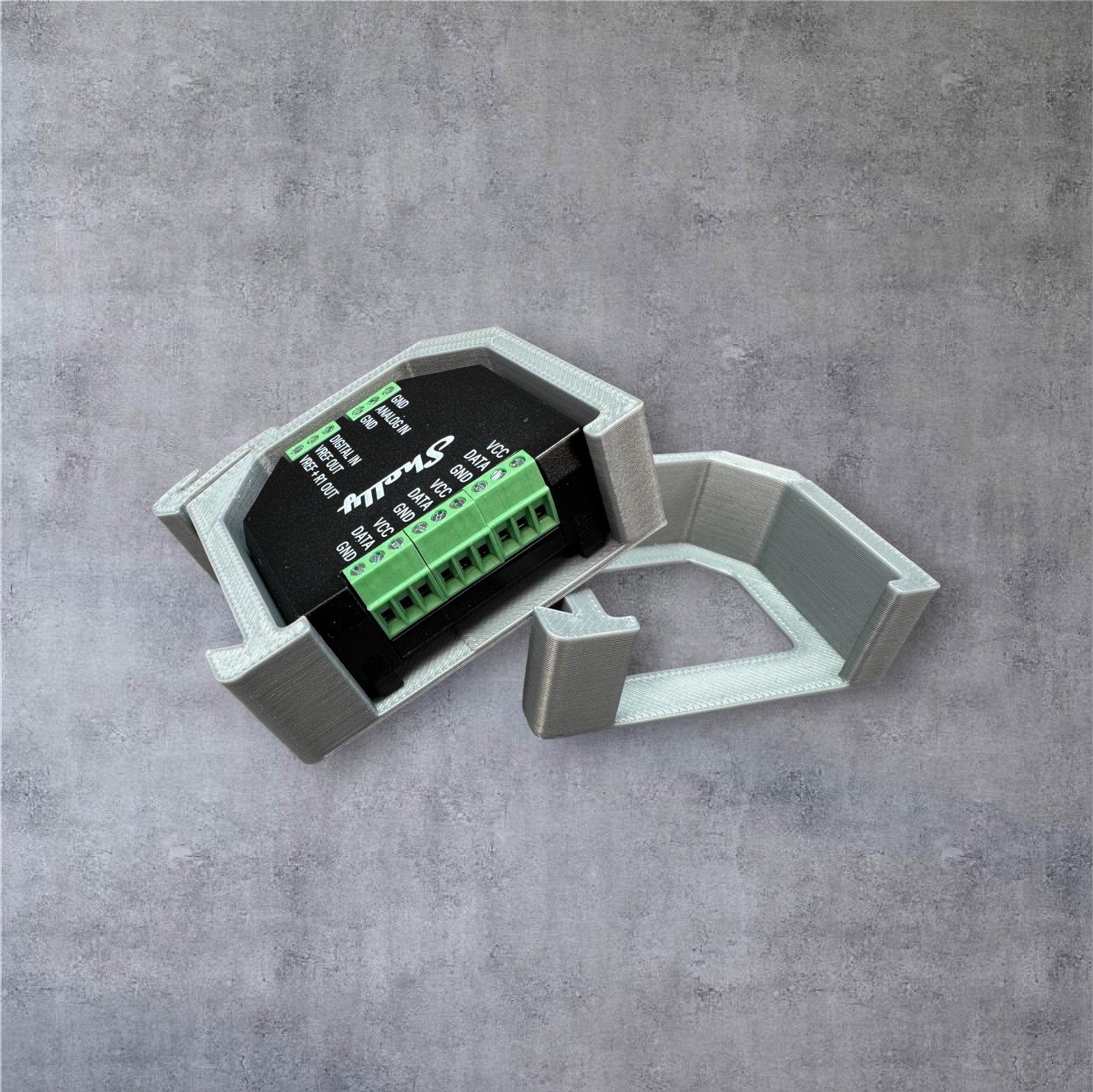 Shelly Plus Add-on für eine 35 mm DIN Hutschiene