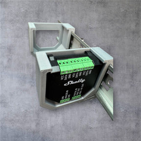 Shelly Plus Add-on für eine 35 mm DIN Hutschiene