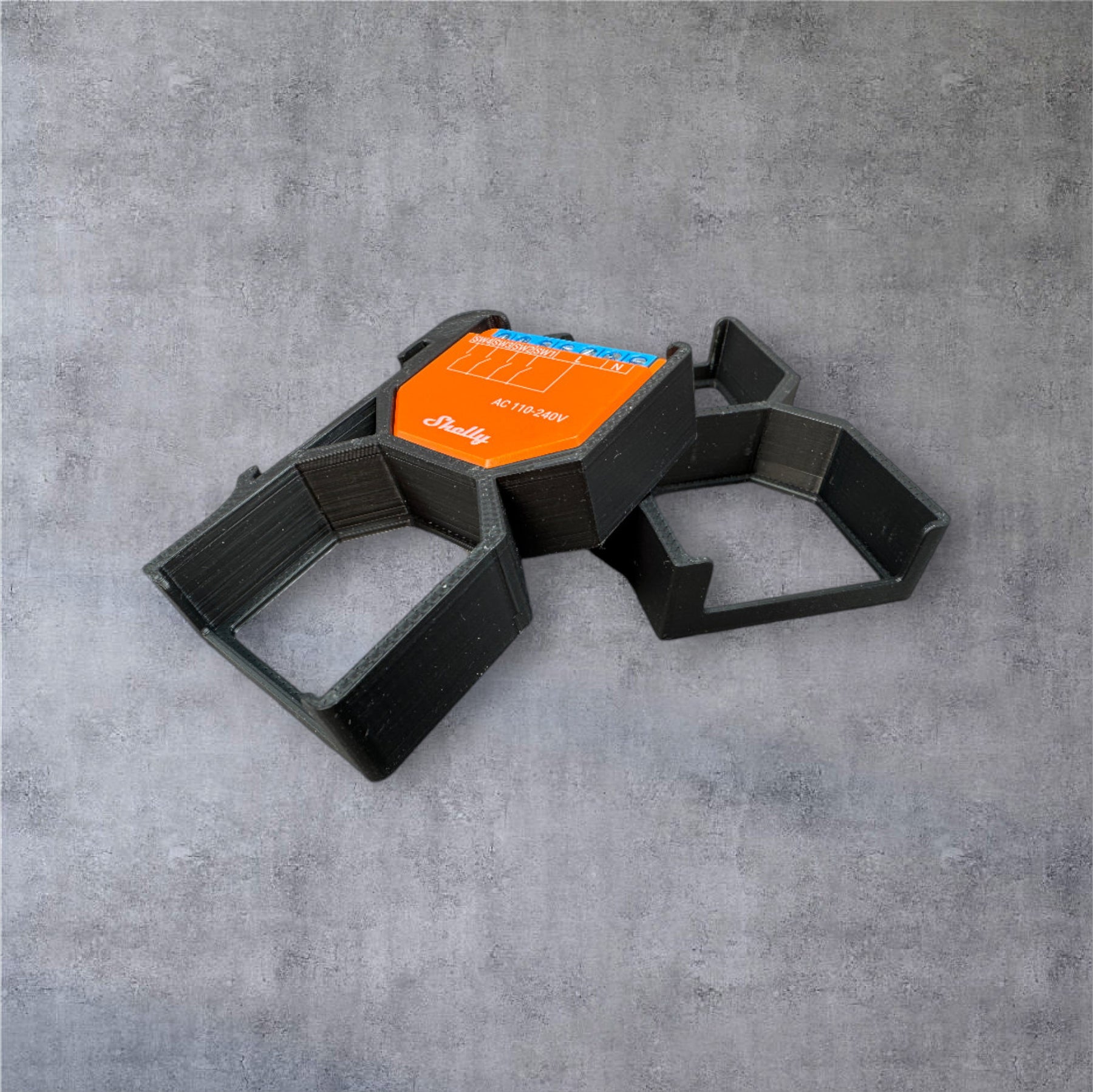 Shelly Plus i4 4 Kanal Smart WiFi ESP32 MQTT für eine 35 mm DIN Hutschiene