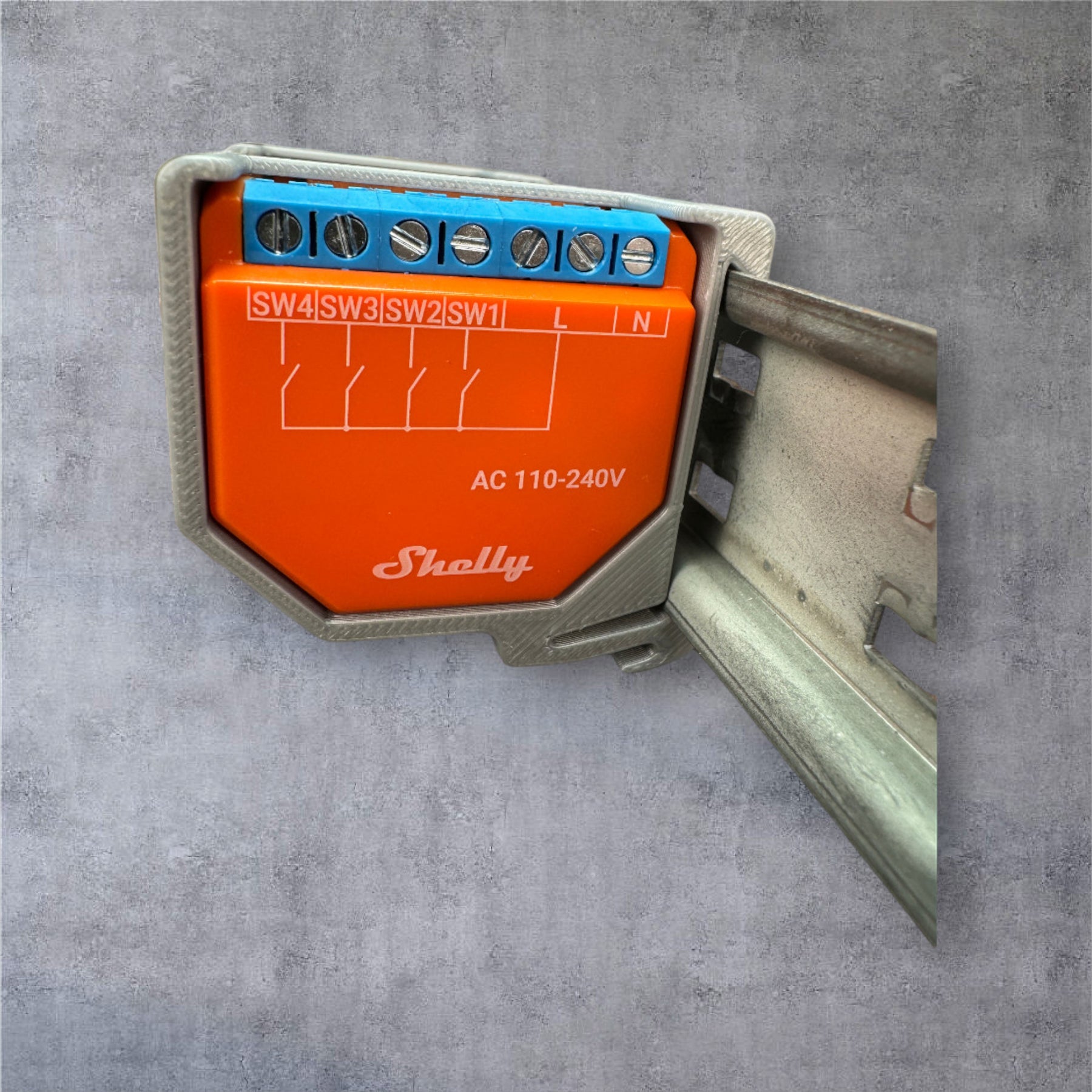 Shelly Plus i4 4 Kanal Smart WiFi ESP32 MQTT für eine 35 mm DIN Hutschiene