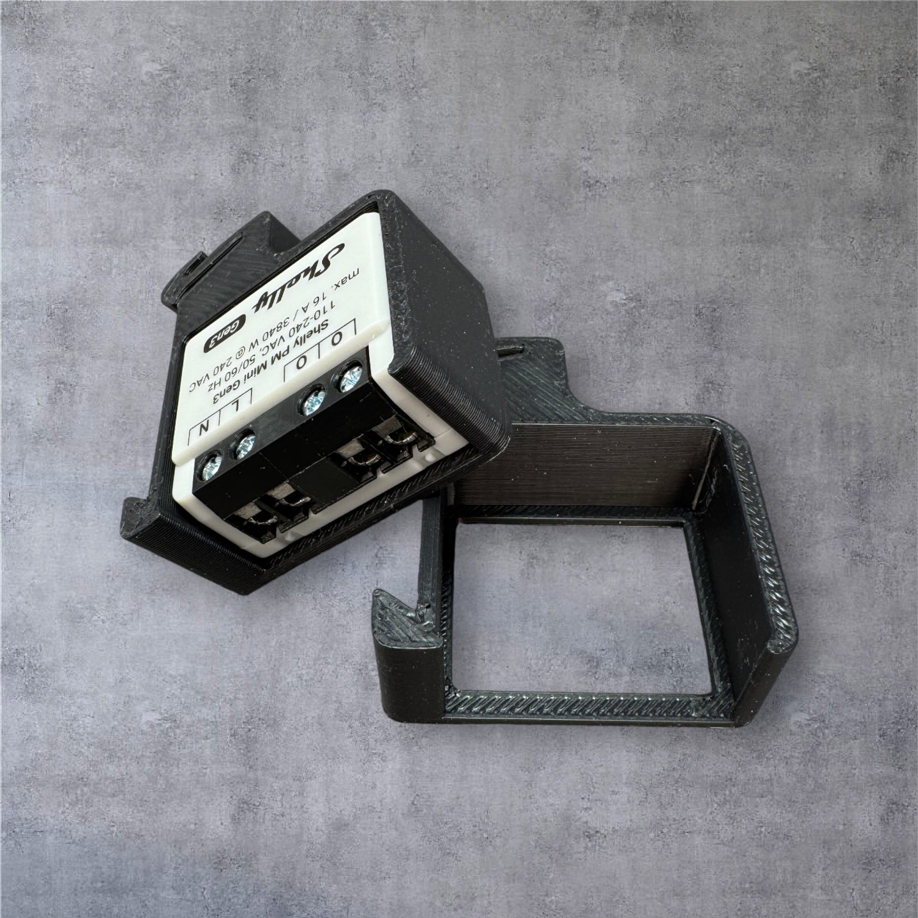 Shelly PM Mini Gen3 DIN Rail Hutschienenhalter für eine 35 mm DIN Hutschiene