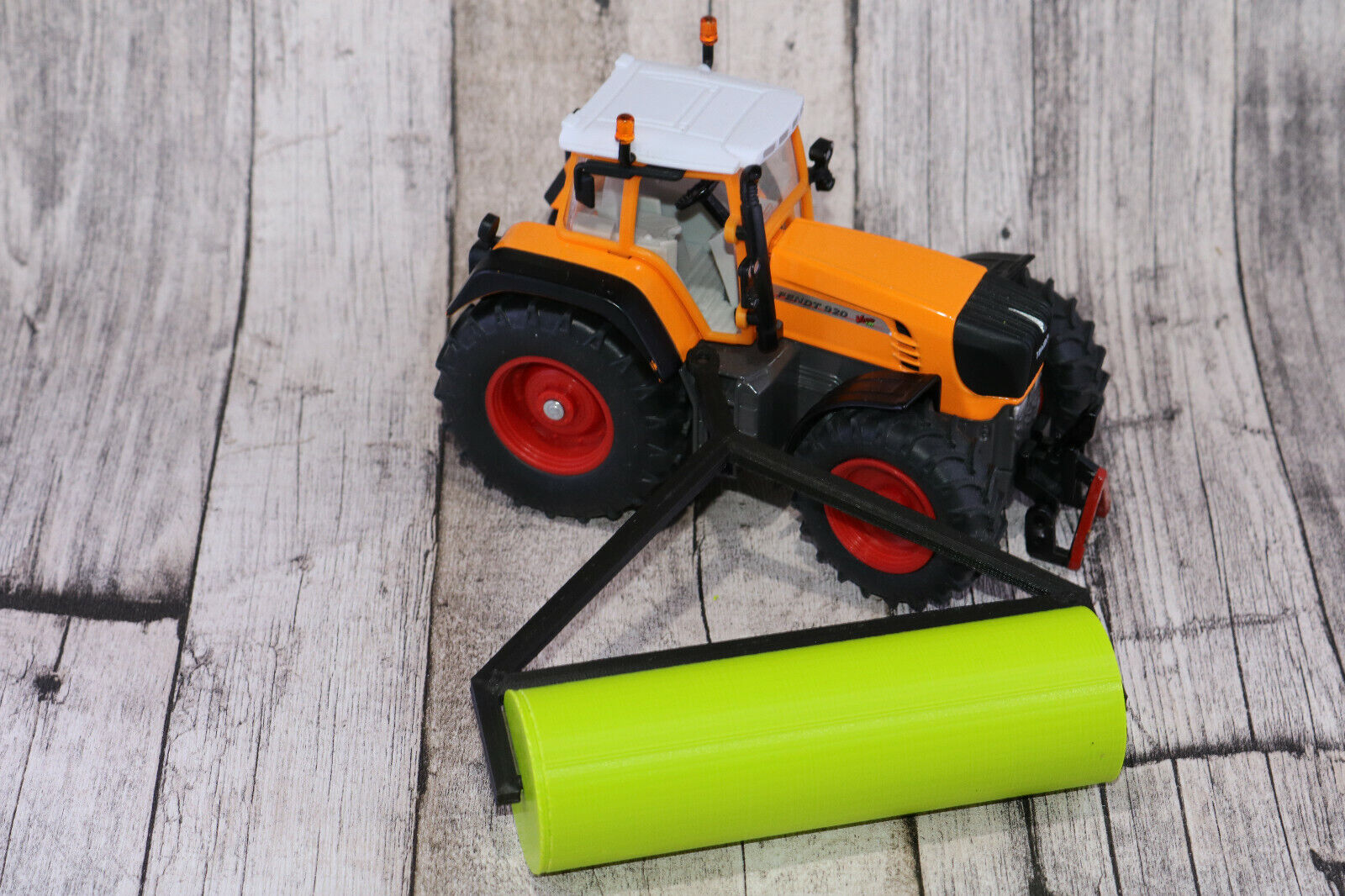 Großewalze,Wiesenwalze,Glattwalze,Baustellenwalze mit Deichsel z.B. passend für Siku Modelle 1:32